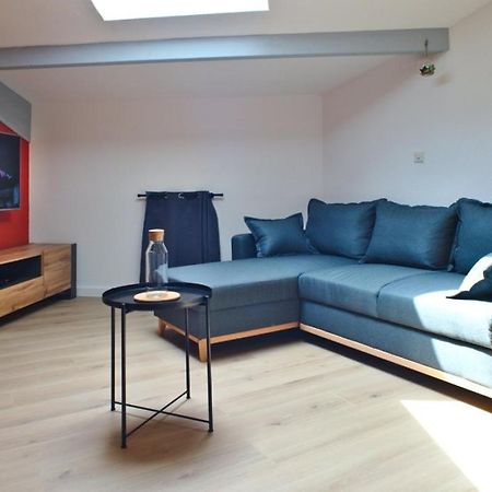 T2 Chaleureux Au Centre De Castelnaudary Apartment Bagian luar foto